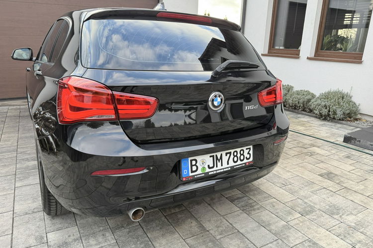 BMW 120 Bardzo zadbana NISKI oryginalny przebieg zdjęcie 21