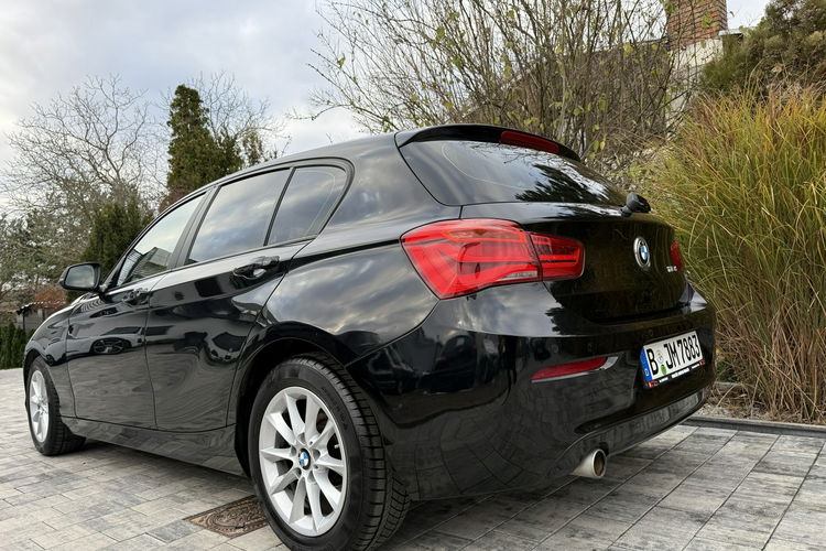 BMW 120 Bardzo zadbana NISKI oryginalny przebieg zdjęcie 9