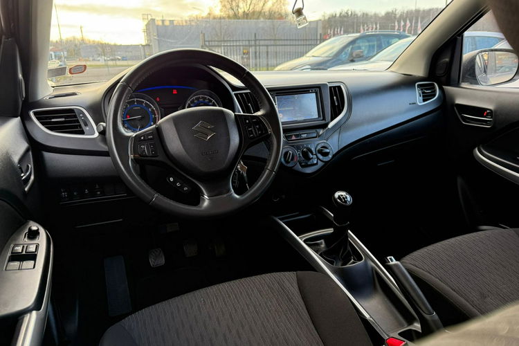 Suzuki Baleno model 2017, radar, grzane fotele zdjęcie 16