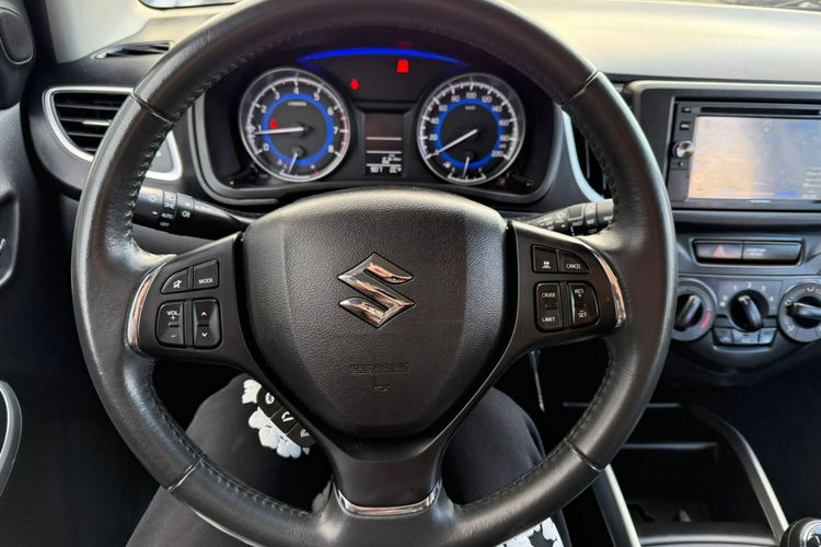 Suzuki Baleno model 2017, radar, grzane fotele zdjęcie 24