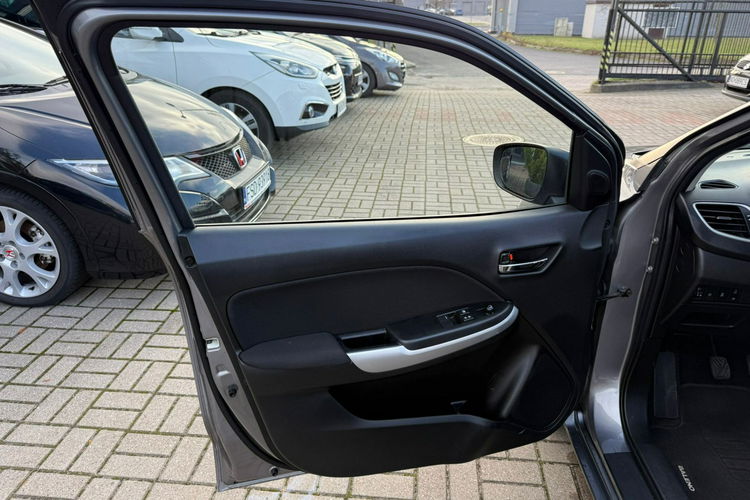 Suzuki Baleno model 2017, radar, grzane fotele zdjęcie 28