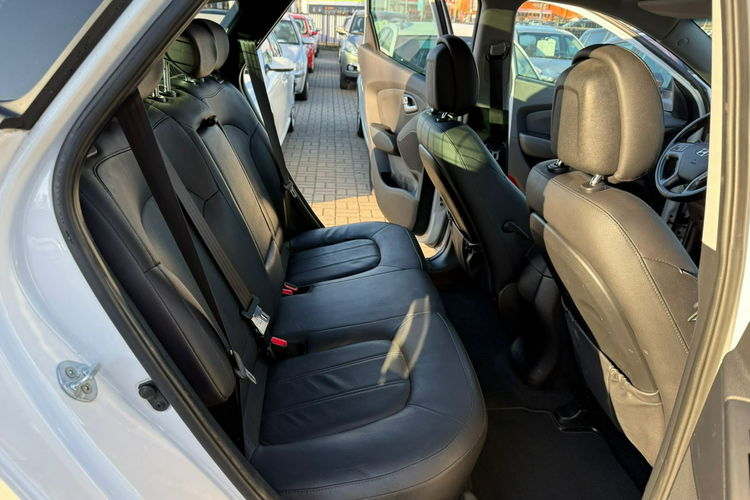 Hyundai ix35 skóra, panorama, grzane fotele, 4x4 zdjęcie 26