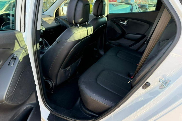 Hyundai ix35 skóra, panorama, grzane fotele, 4x4 zdjęcie 27