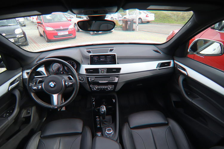 BMW X1 automat,  navi,  skóra,  klimatronic,  panoramiczny dach,  zarejestrowany zdjęcie 13