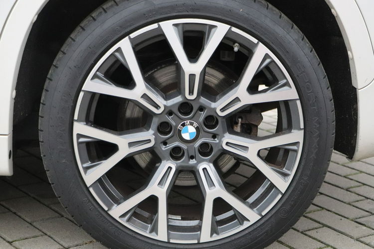 BMW X1 automat,  navi,  skóra,  klimatronic,  panoramiczny dach,  zarejestrowany zdjęcie 14