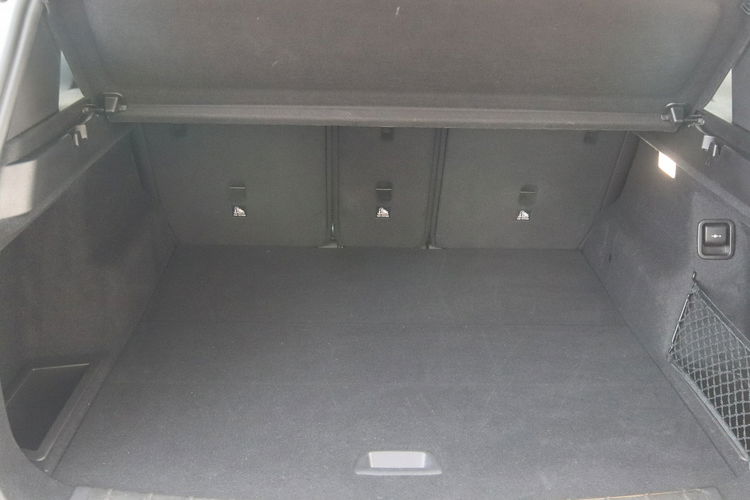 BMW X1 automat,  navi,  skóra,  klimatronic,  panoramiczny dach,  zarejestrowany zdjęcie 18