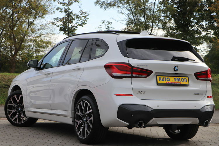 BMW X1 automat,  navi,  skóra,  klimatronic,  panoramiczny dach,  zarejestrowany zdjęcie 5