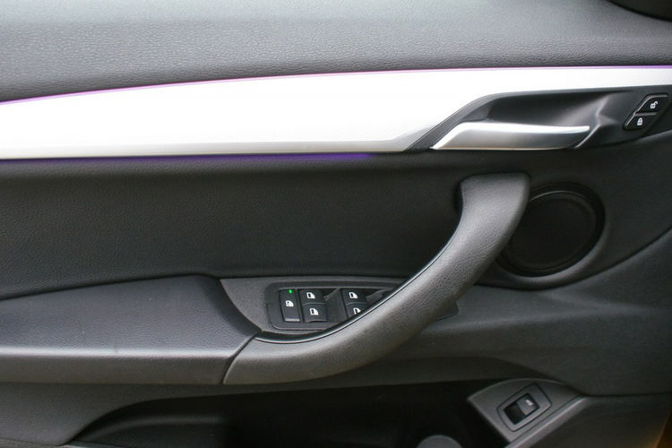 BMW X2 zdjęcie 24