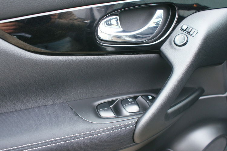 Nissan Qashqai zdjęcie 29