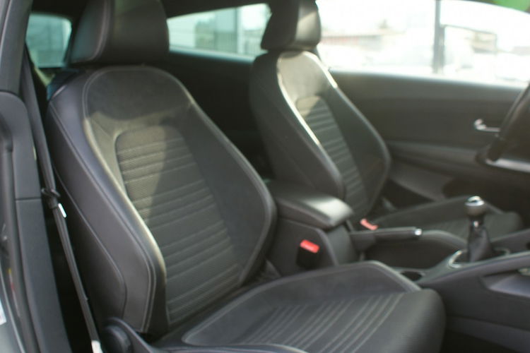 Volkswagen Scirocco zdjęcie 12