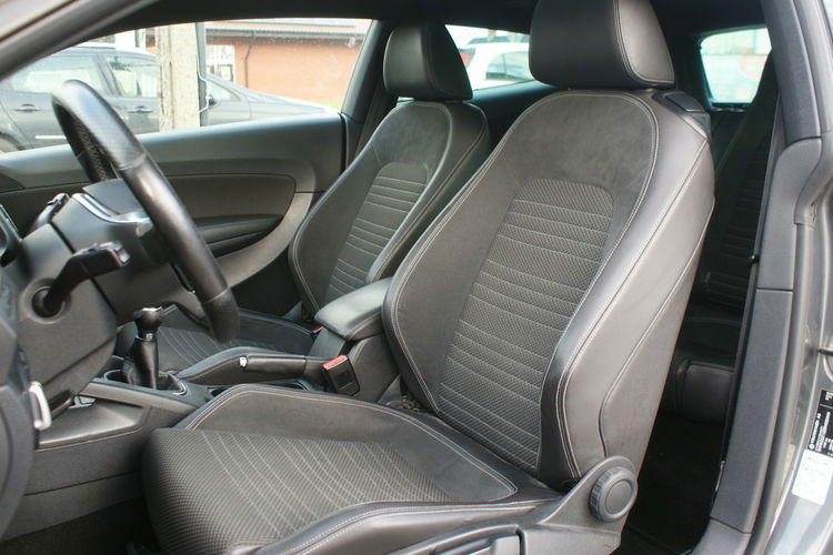 Volkswagen Scirocco zdjęcie 8