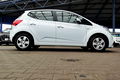 samochód osobowy Kia zdjęcie 39