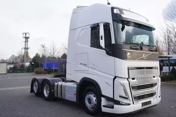 Volvo FH 500 6x2 Globetrotter XL / 2023 / 114 tys.km