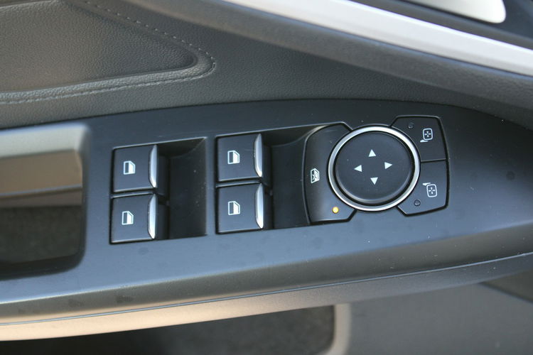 Ford Focus Trend Edition FullLed Gwarancja F-vat 120HP zdjęcie 15