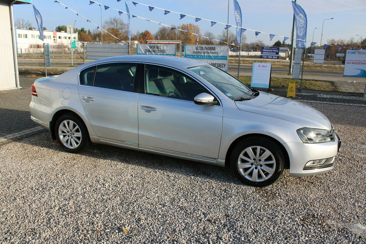 Volkswagen Passat 2.0TDi Grzane fotele szyba czołowa SalonPL Gwarancja zdjęcie 4
