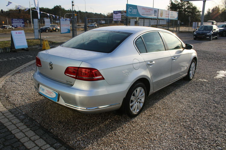 Volkswagen Passat 2.0TDi Grzane fotele szyba czołowa SalonPL Gwarancja zdjęcie 5