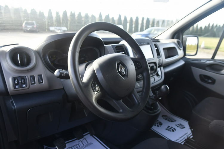Renault Trafic 1.6tdci 6 Osób, Navi, Klima.Parktronic, Hak.. zdjęcie 13