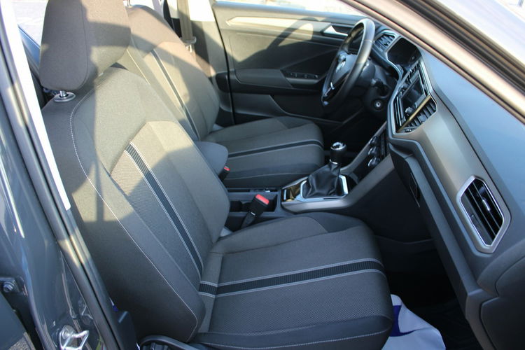 Volkswagen T-Roc Advance 150HP Led F-vat Salon Polska Gwarancja zdjęcie 14