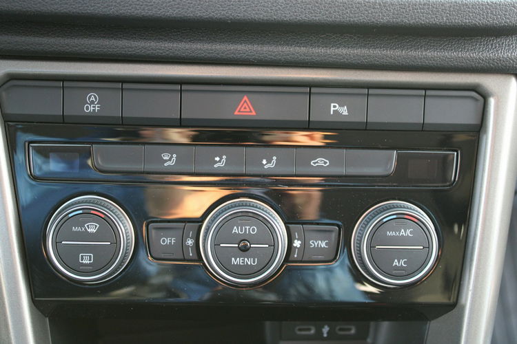 Volkswagen T-Roc Advance 150HP Led F-vat Salon Polska Gwarancja zdjęcie 24