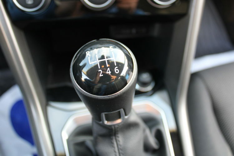 Volkswagen T-Roc Advance 150HP Led F-vat Salon Polska Gwarancja zdjęcie 25