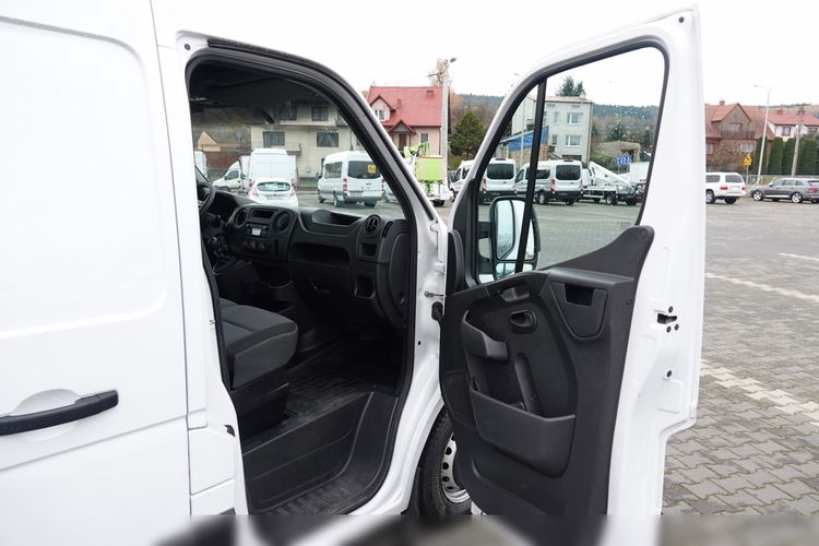 Renault MASTER / PODNOŚNIK KOSZOWY – 10, 5 metra / BLASZAK + WZWYŻKA / SPROWADZONY / PO KONTRAKCIE SERWISOWYM zdjęcie 48