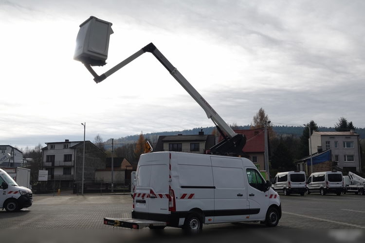 Renault MASTER / PODNOŚNIK KOSZOWY – 10, 5 metra / BLASZAK + WZWYŻKA / SPROWADZONY / PO KONTRAKCIE SERWISOWYM zdjęcie 8