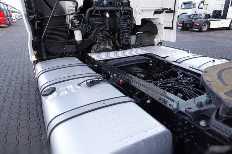 MAN TGX 18.460 / OPONY 100% / ZBIORNIKI 1400L / NAVI / PO KONTRAKCIE SERWISOWYM  zdjęcie 14