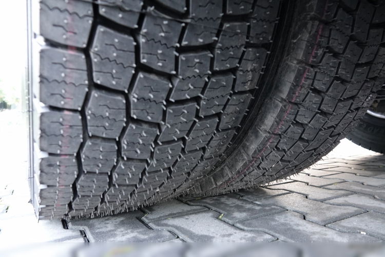 MAN TGX 18.460 / OPONY 100% / ZBIORNIKI 1400L / NAVI / PO KONTRAKCIE SERWISOWYM  zdjęcie 21