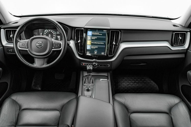 Volvo XC 60 GD2F163#D4 AWD Momentum Skóra Kamera 360 Podgrz. szyba Salon PL VAT23% zdjęcie 16