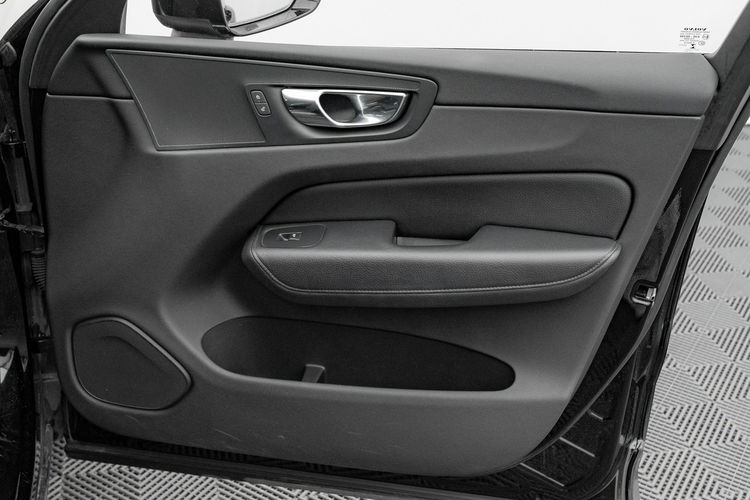 Volvo XC 60 GD2F163#D4 AWD Momentum Skóra Kamera 360 Podgrz. szyba Salon PL VAT23% zdjęcie 32