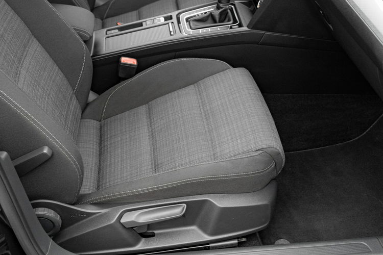 Volkswagen Passat 2.0 TSI Business DSG Podgrz.f LED Cz.park Salon PL VAT23% zdjęcie 33