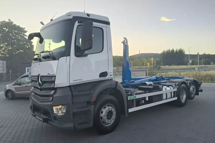 Mercedes ANTOS 2540 / 6x2 / HAKOWIEC 20t / EURO 6 / IDEALNY STAN / zdjęcie 12