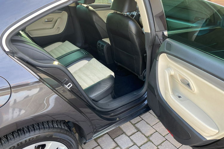 Volkswagen Passat CC cc 2.0 tdi z Niemiec mały przebieg alcantara - skóra bezwypadkowy zdjęcie 11