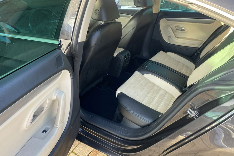 Volkswagen Passat CC cc 2.0 tdi z Niemiec mały przebieg alcantara - skóra bezwypadkowy zdjęcie 12
