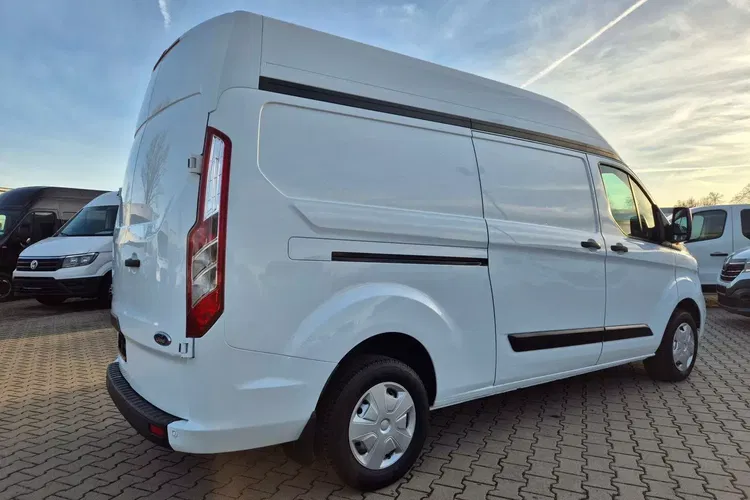 Ford Transit Custom L2H2 79999zł NETTO 2.0TdCi/131KM zdjęcie 8