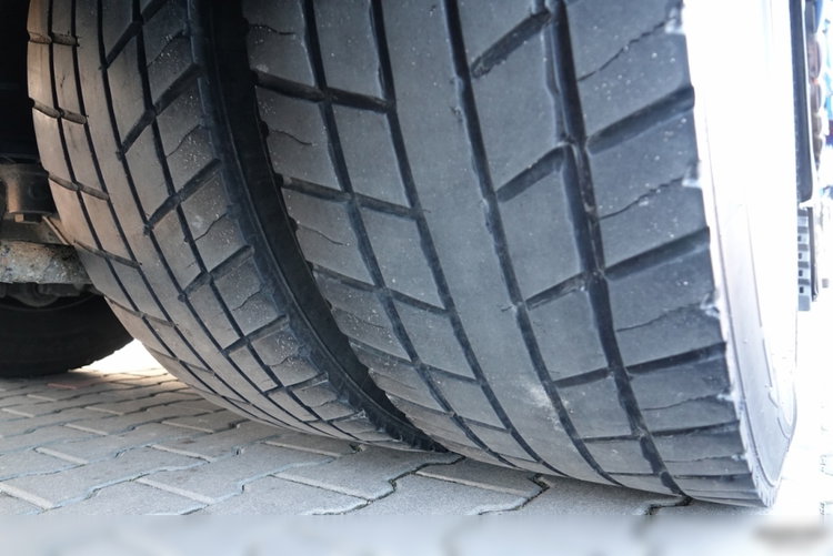 MAN TGX 26.460 / ZESTAW TANDEM PRZEJAZDOWY / 120 M3 / EURO 6 / PO KONTRAKCIE SERWISOWYM zdjęcie 40