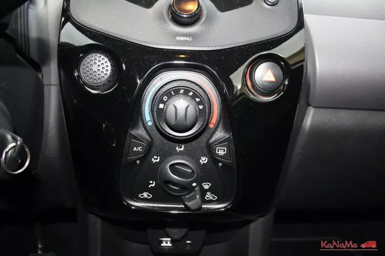 Peugeot 108 zdjęcie 20