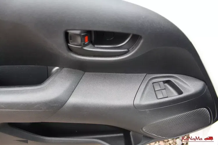 Peugeot 108 zdjęcie 31