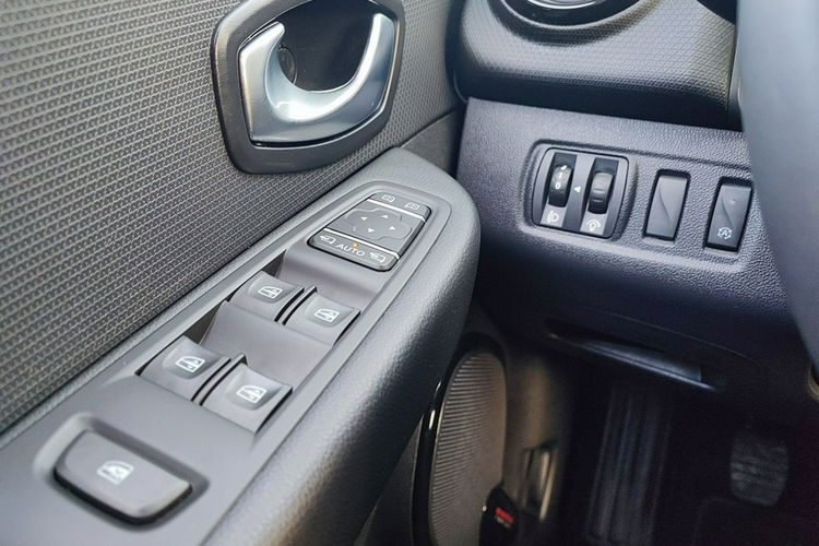 Renault Clio TCe 90 Collection + automatyczna klimatyzacja zdjęcie 14