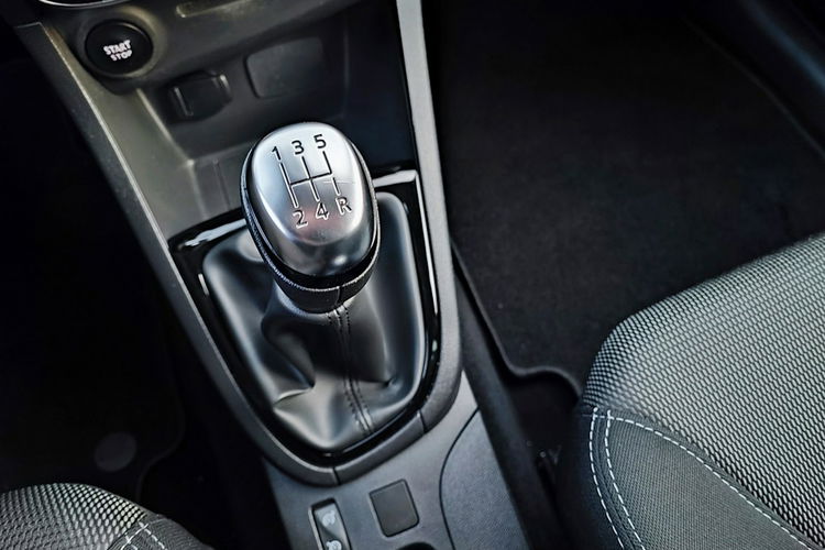 Renault Clio TCe 90 Collection + automatyczna klimatyzacja zdjęcie 25