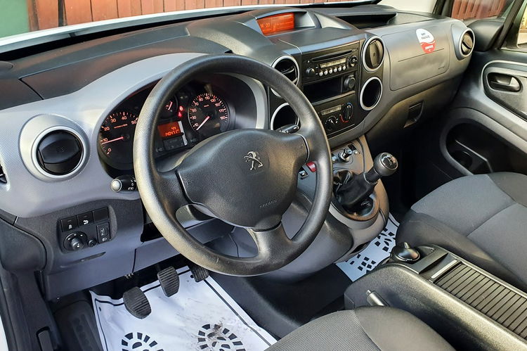 Peugeot Partner LONG , 5 osób.1.6 HDI 100 KM, SALON PL, F.vat23% 34700 netto LEASING zdjęcie 20