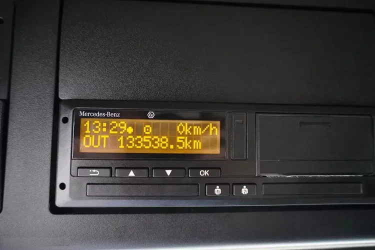 Mercedes Actros L 2853 BDF kabina Gigaspace Salonka / 6x2 / rok 2023 / 3 sztuki zdjęcie 13