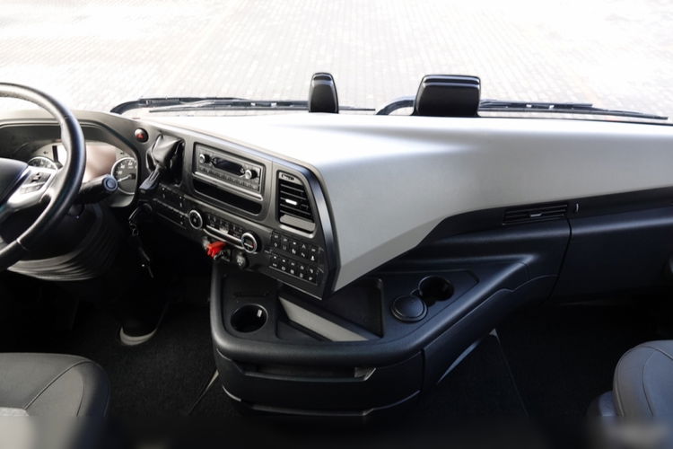 Ford F-MAX 500 / PO KONTRAKCIE SERWISOWYM zdjęcie 32