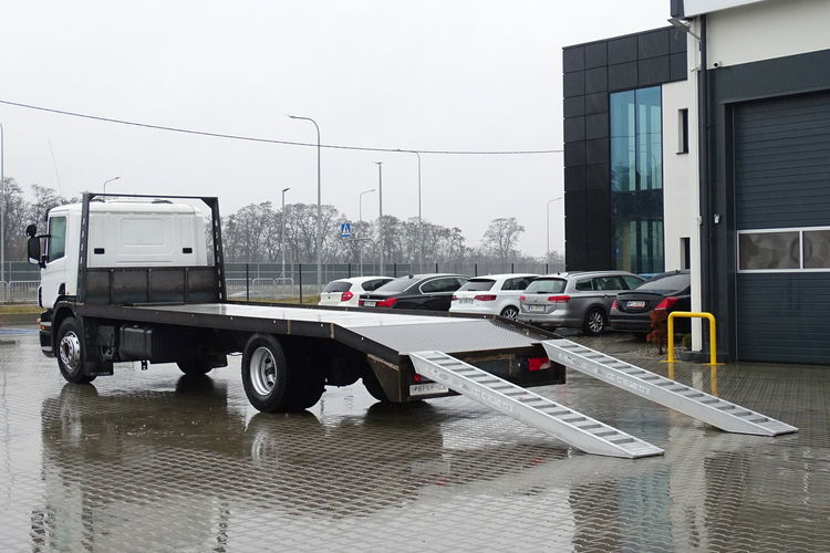 Scania P 230 Laweta Pomoc Drogowa Sprowadzony Zarejestrowany Specjalny Poduszki Hydrauliczna Klapa Najazdowa Poduszki zdjęcie 3
