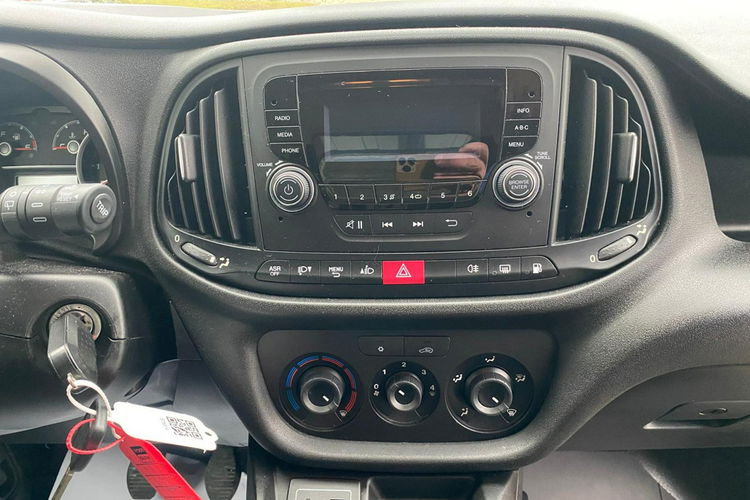 Fiat Doblo Maxi długi 1.4Tjet 120KM z Nowym LPG przebieg 39 tys km zdjęcie 13