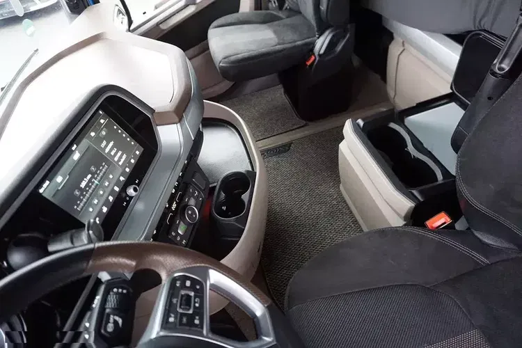 DAF / XG + / 530 / ACC / E 6 / RETARDER / MEGA / LOW DECK / PEŁNA OPCJA zdjęcie 10