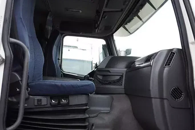 Volvo FM / 440 / AUTOCYSTERNA / 19050 L / 3 KOMORY / WYDAWKA zdjęcie 8