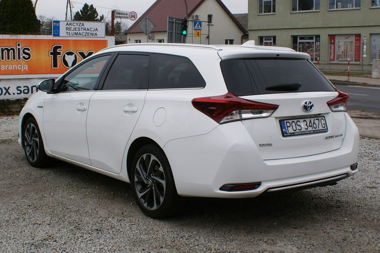 Toyota Auris zdjęcie 3