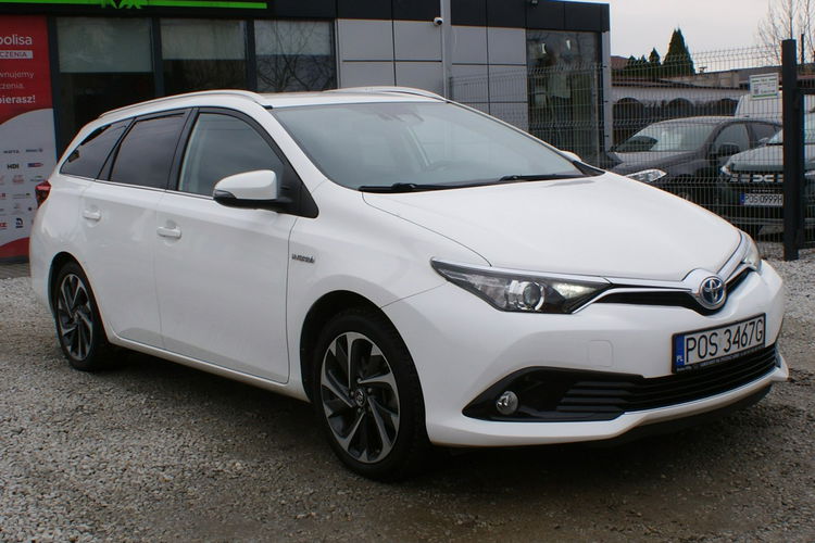 Toyota Auris zdjęcie 7