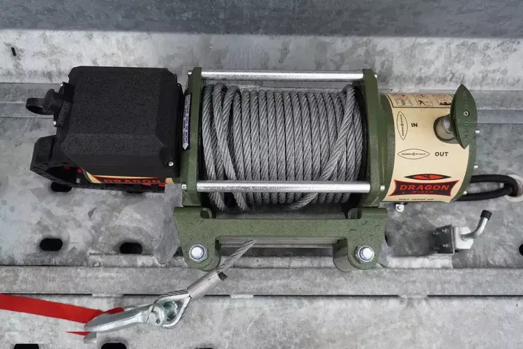 Mercedes Atego 818 / Nowa Laweta Ocynkowana zdjęcie 7